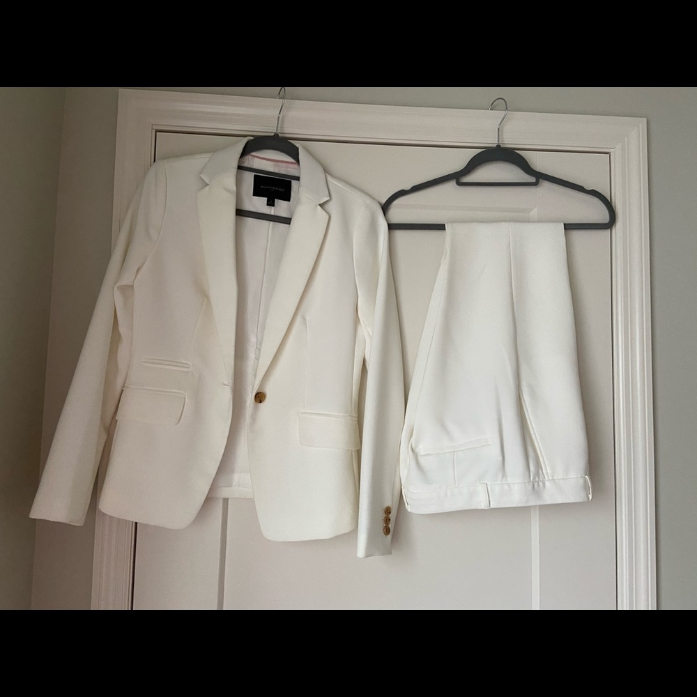 Banana Republic Blazer & Pants -Size 4
